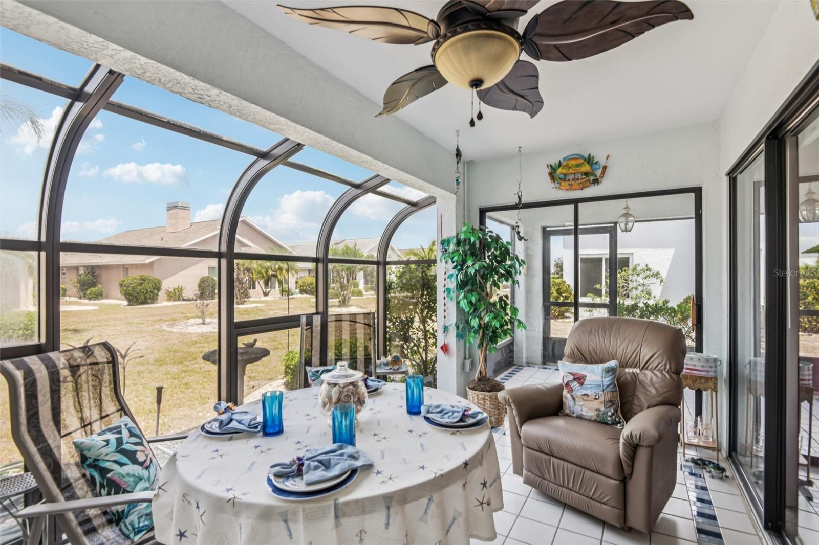 214 LINGER LN, SUN CITY CENTER, FL, 33573