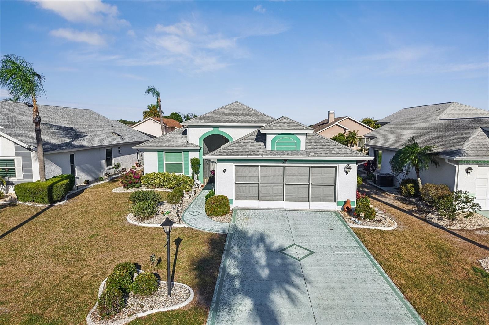 214 LINGER LN, SUN CITY CENTER, FL, 33573