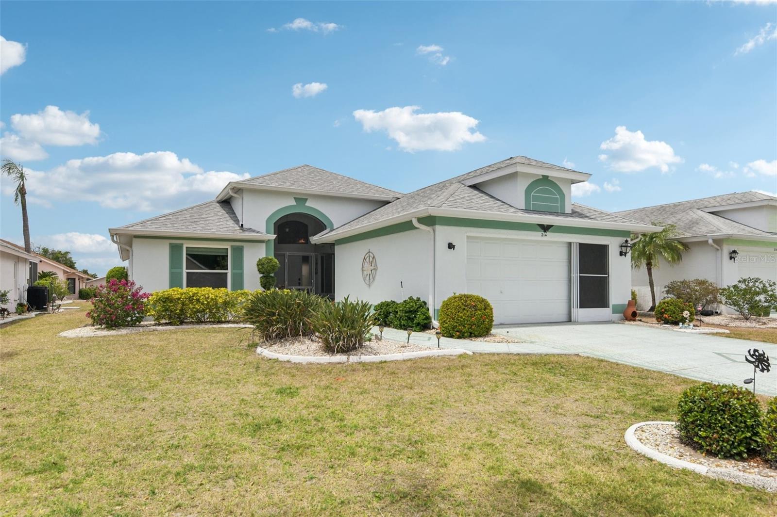 214 LINGER LN, SUN CITY CENTER, FL, 33573