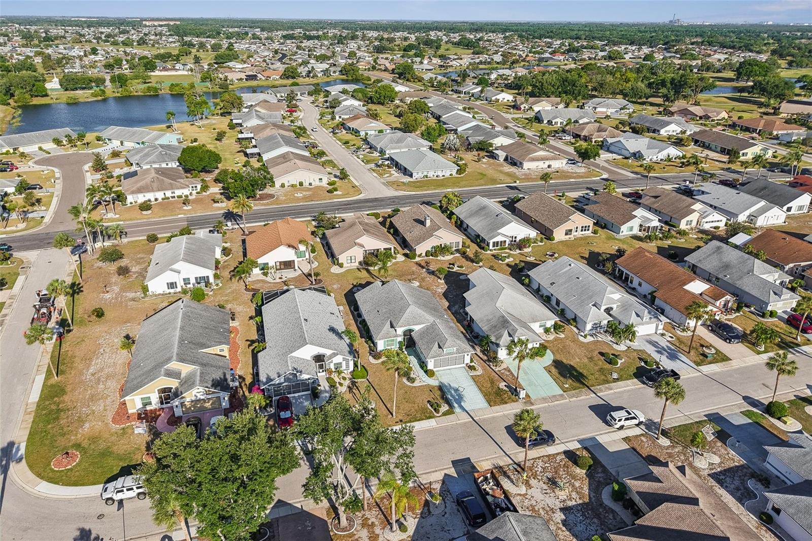 214 LINGER LN, SUN CITY CENTER, FL, 33573