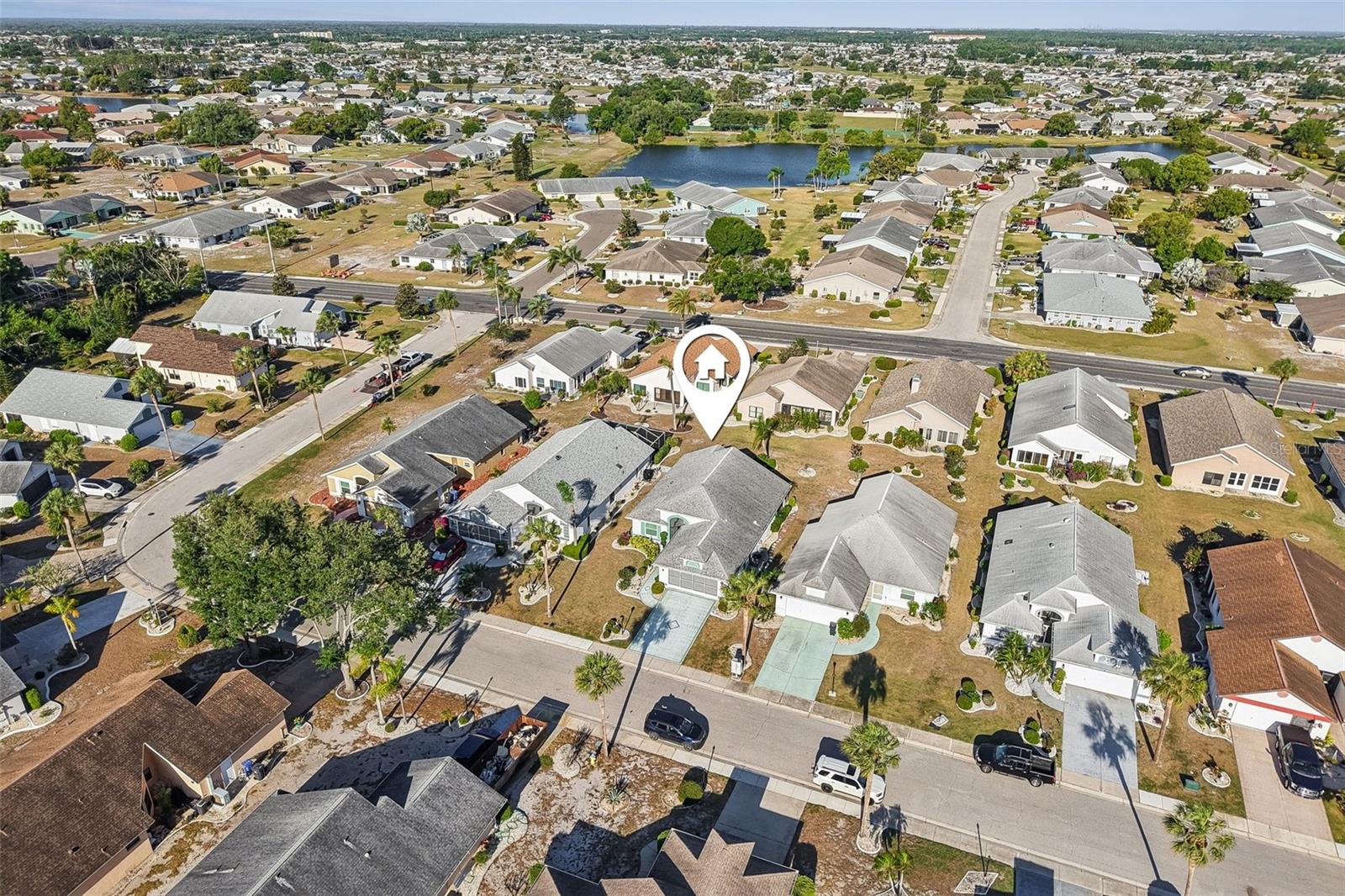 214 LINGER LN, SUN CITY CENTER, FL, 33573