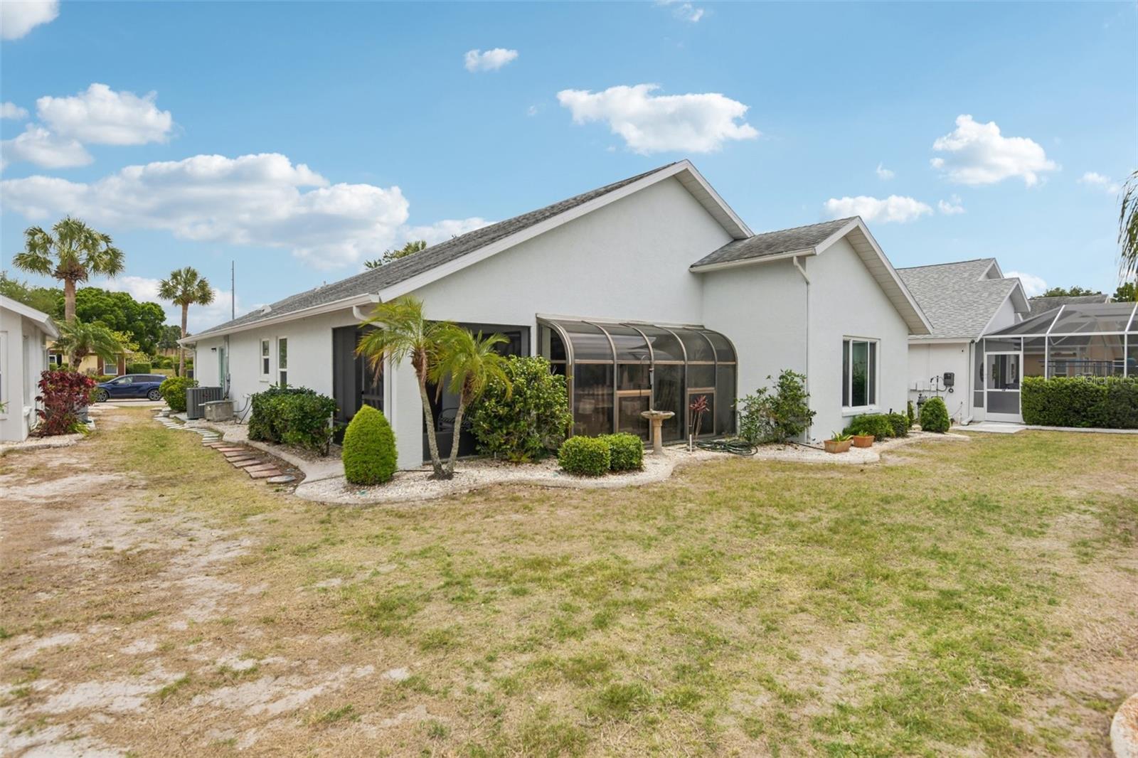 214 LINGER LN, SUN CITY CENTER, FL, 33573