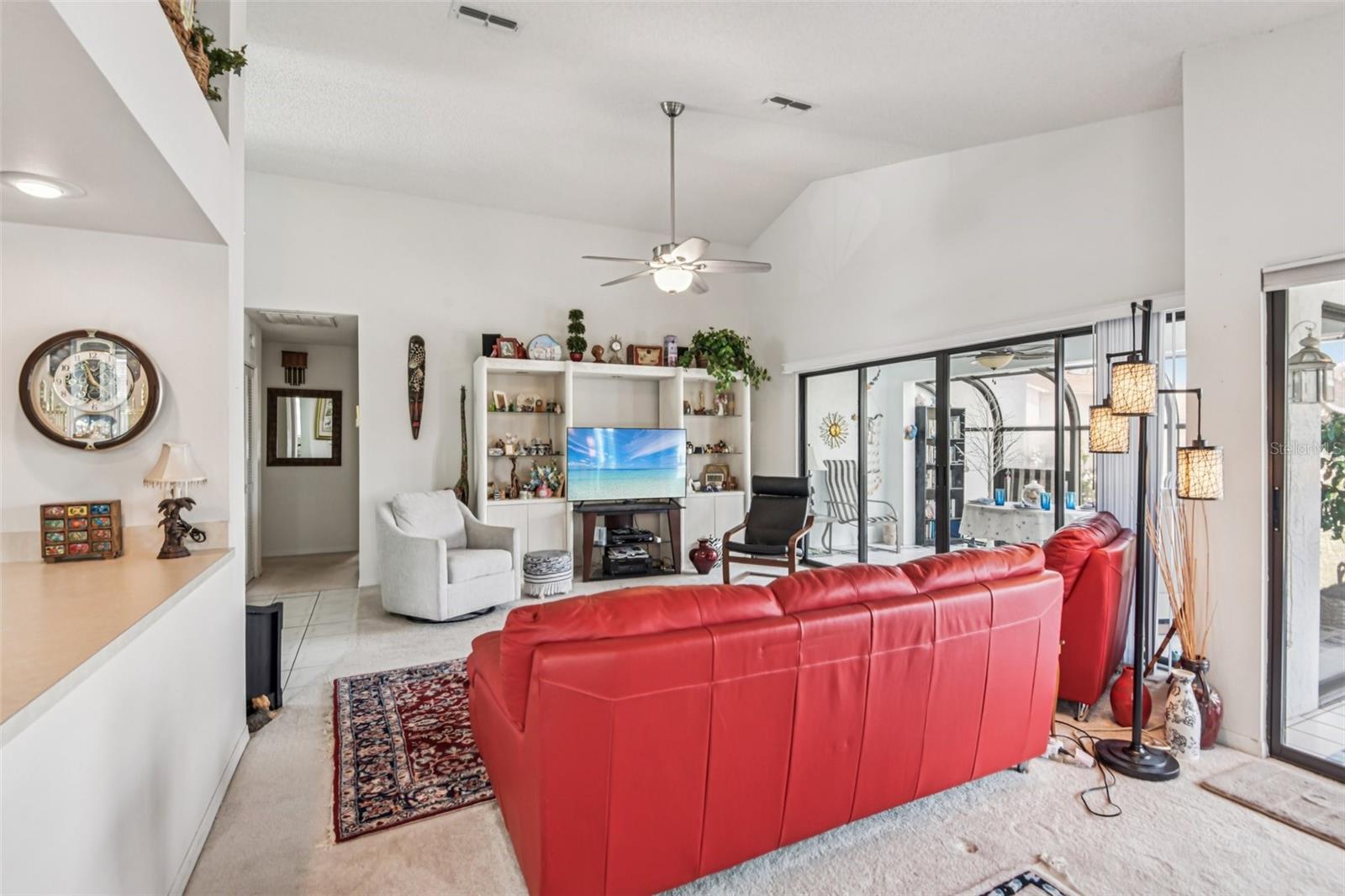 214 LINGER LN, SUN CITY CENTER, FL, 33573