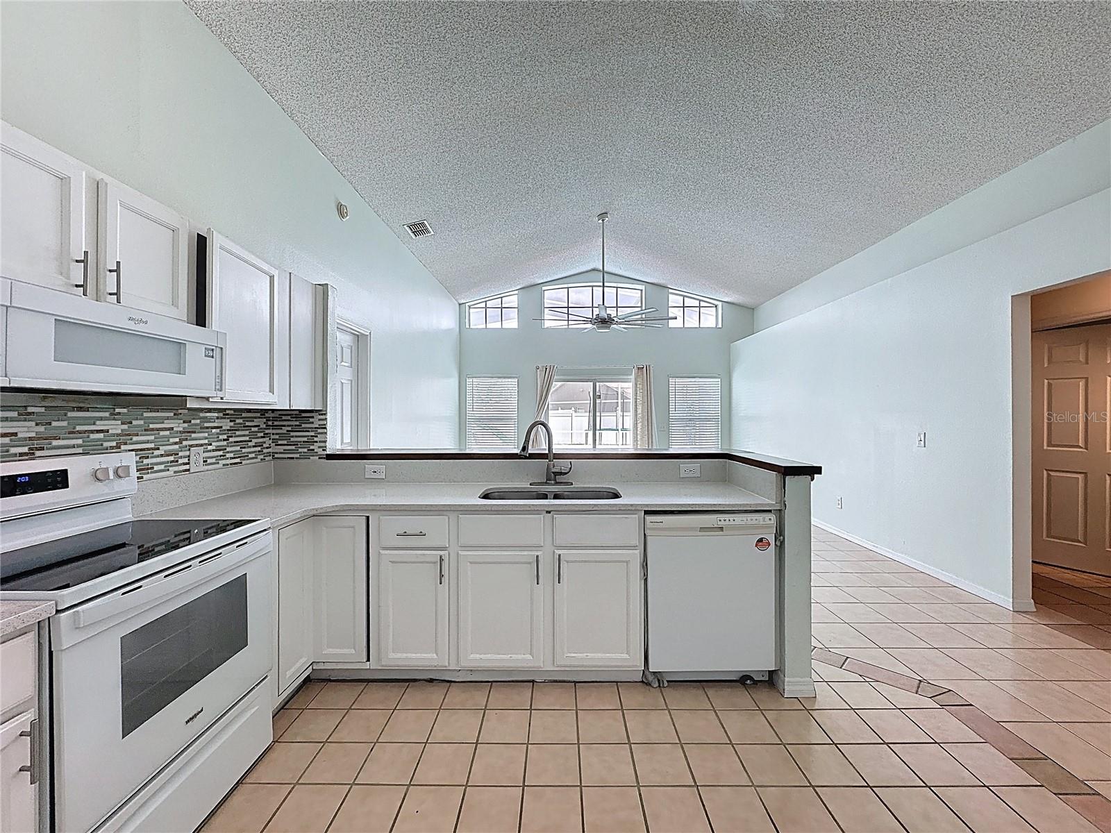 231 SUNRISE RD, DAVENPORT, FL, 33837