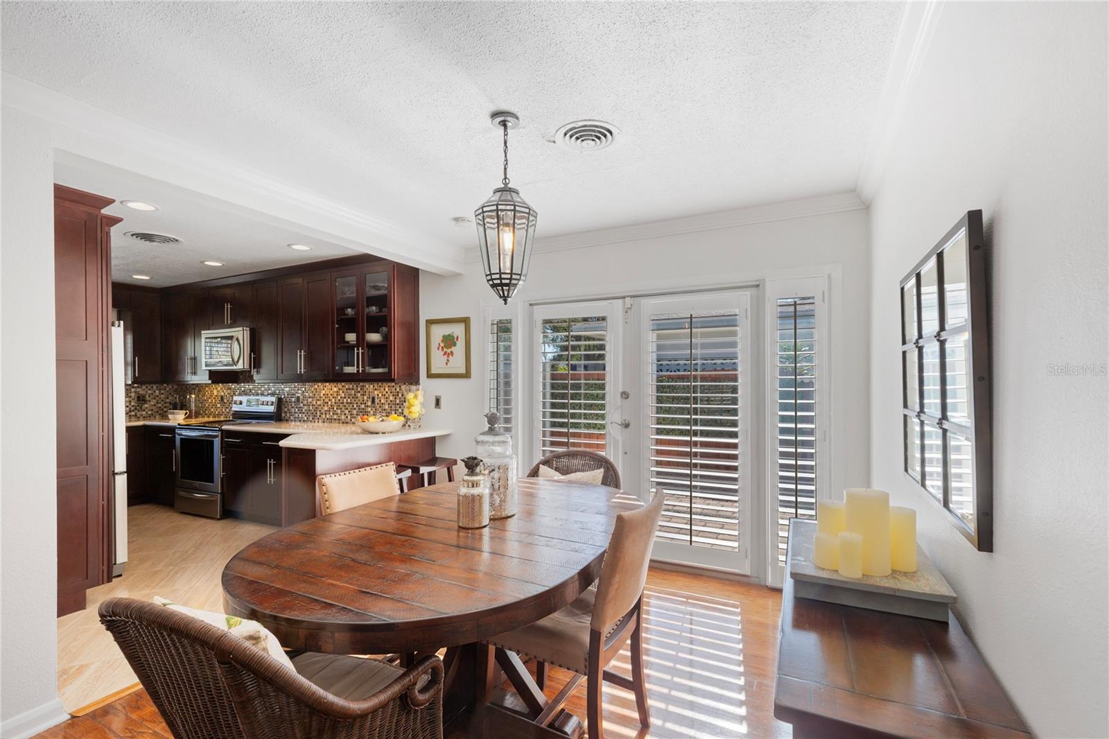 1110 VARONA, BELLEAIR, FL, 33756