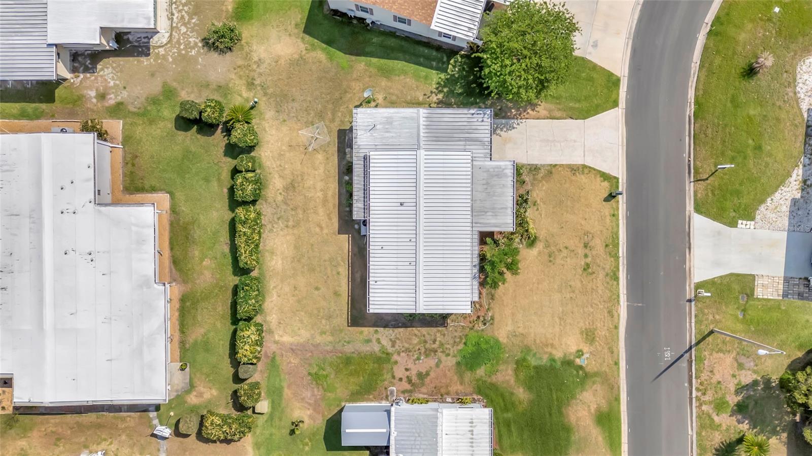 1123 FOREST LN, TAVARES, FL, 32778