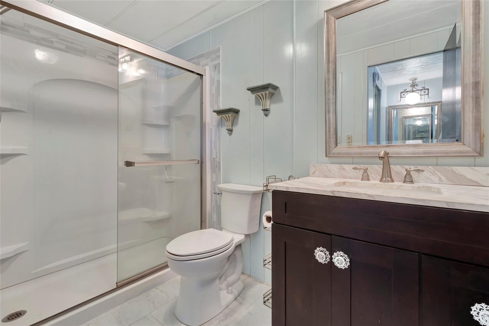 1123 FOREST LN, TAVARES, FL, 32778