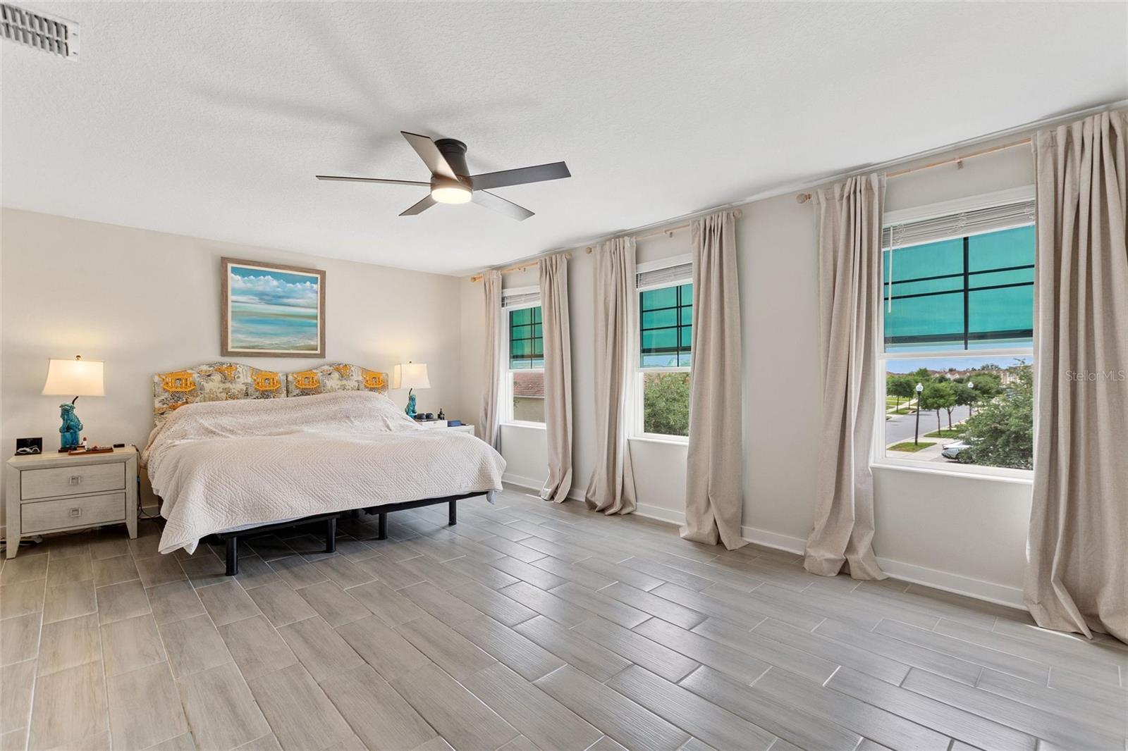 8995 FLUFFY LIE CT, DAVENPORT, FL, 33896