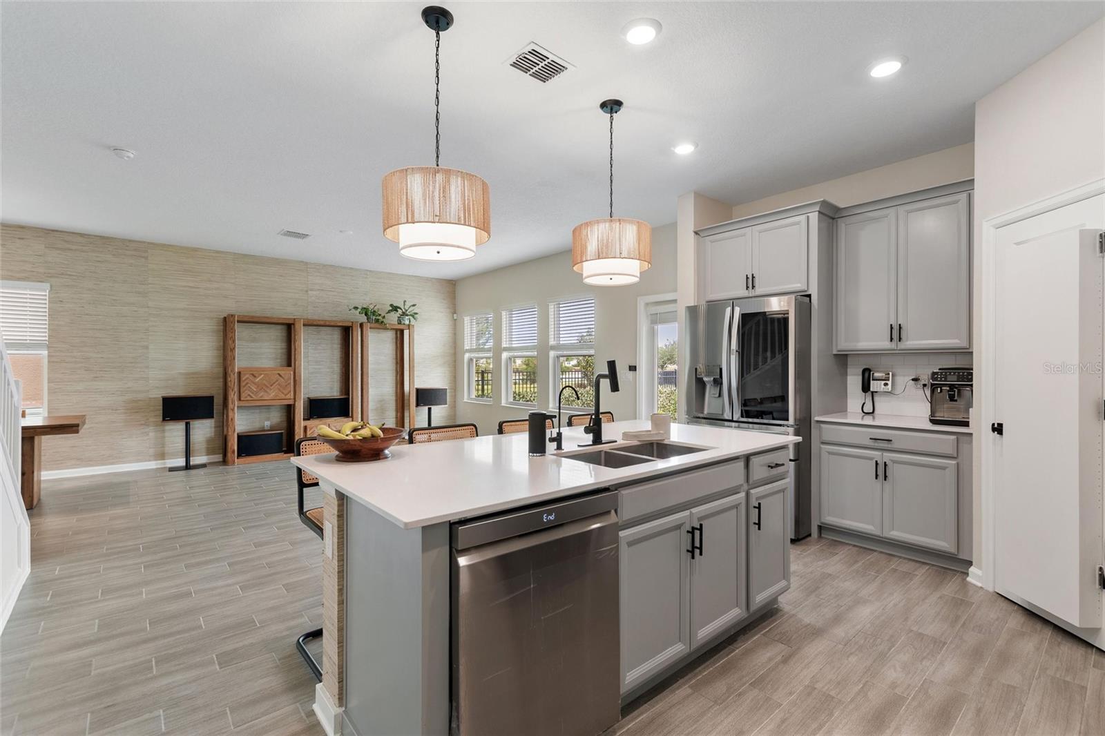 8995 FLUFFY LIE CT, DAVENPORT, FL, 33896