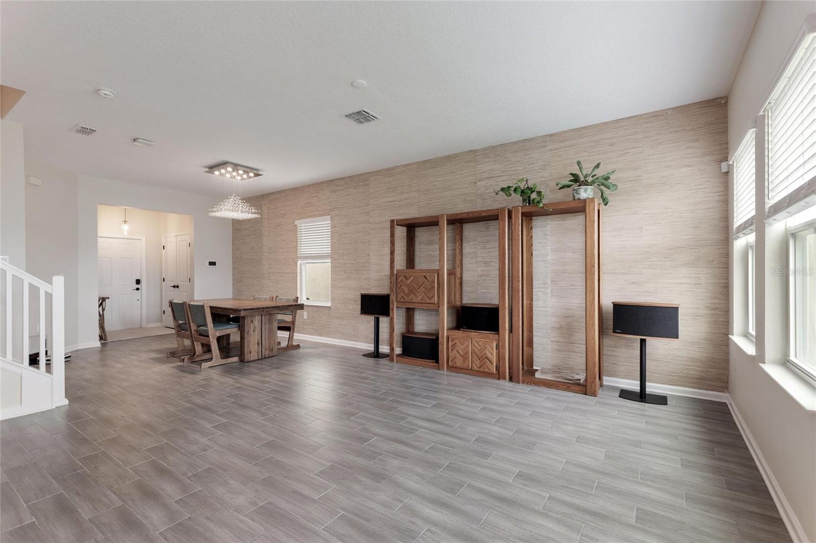 8995 FLUFFY LIE CT, DAVENPORT, FL, 33896