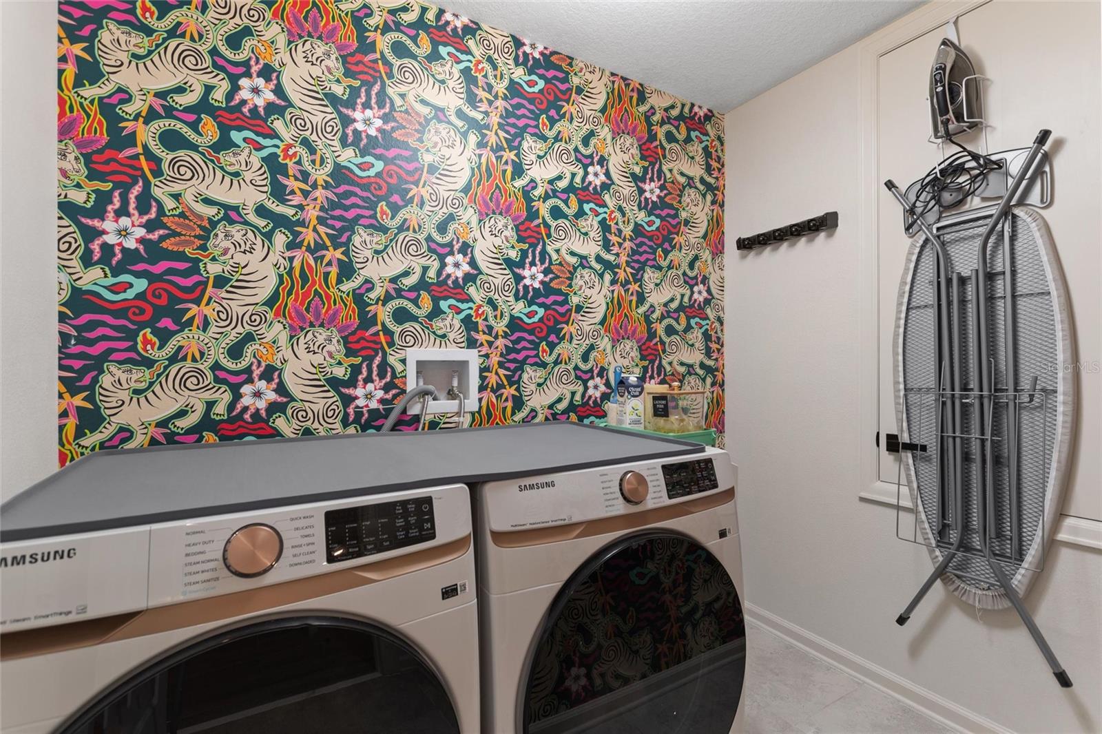 8995 FLUFFY LIE CT, DAVENPORT, FL, 33896