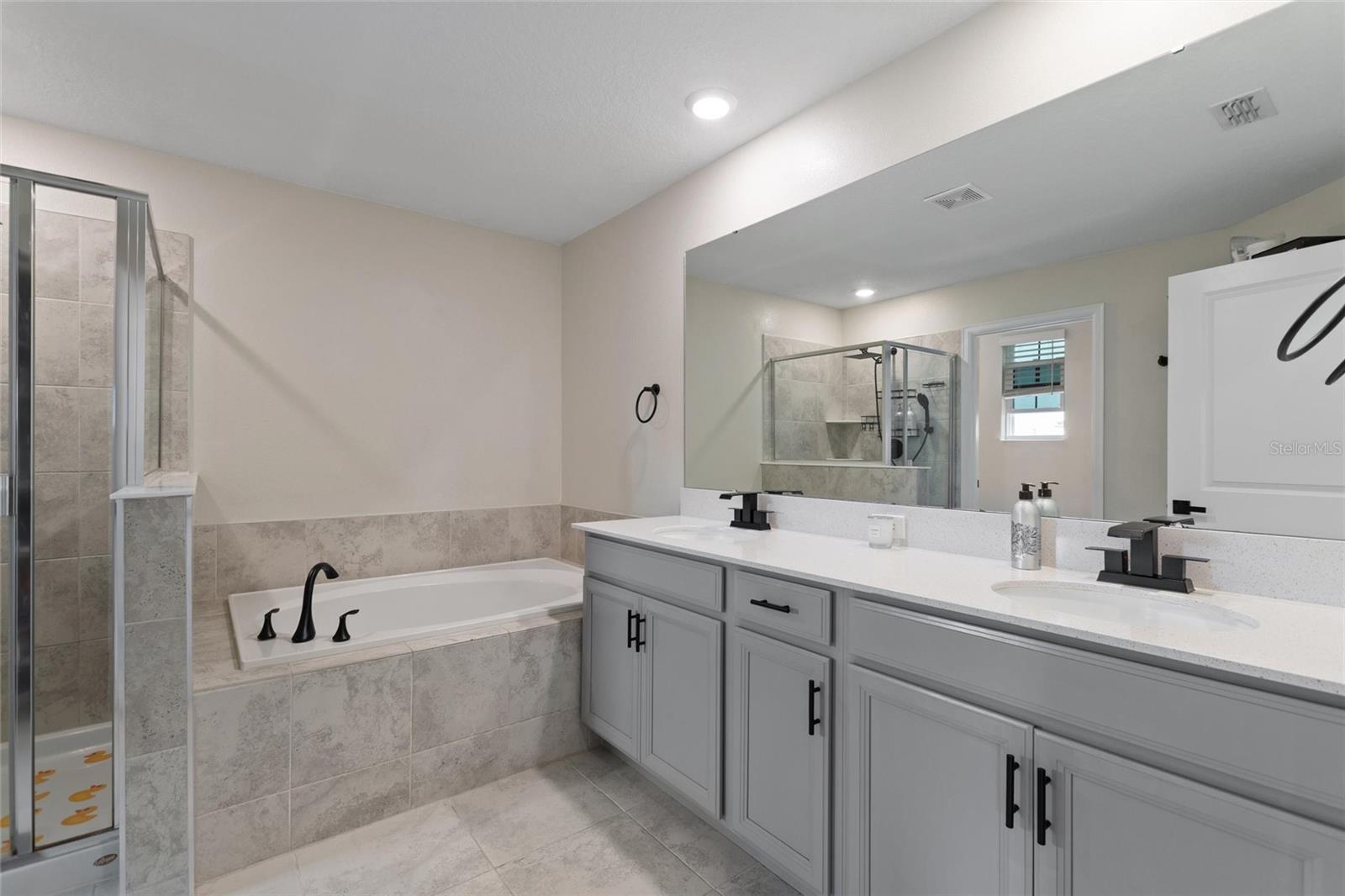 8995 FLUFFY LIE CT, DAVENPORT, FL, 33896