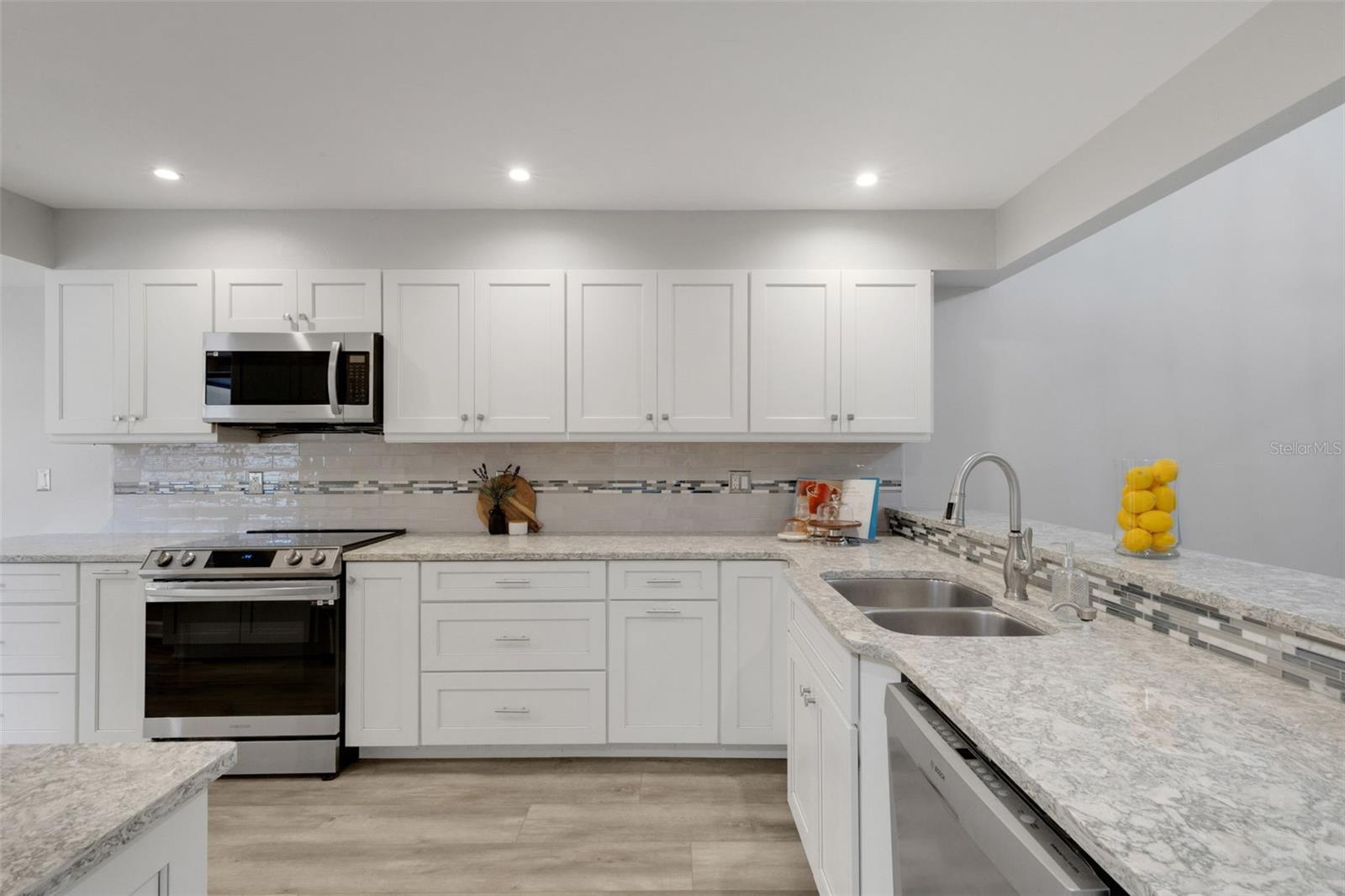 4418 LA JOLLA DR, BRADENTON, FL, 34210
