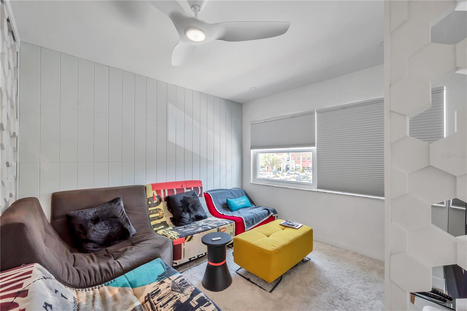 224 6TH AVE N #13, ST PETERSBURG, FL, 33701