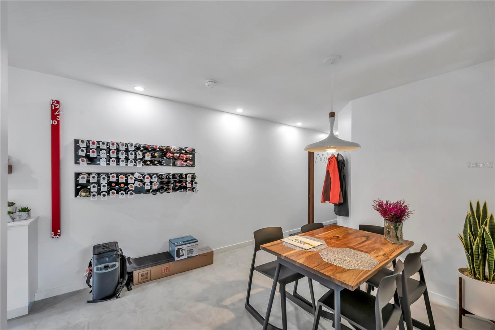 224 6TH AVE N #13, ST PETERSBURG, FL, 33701