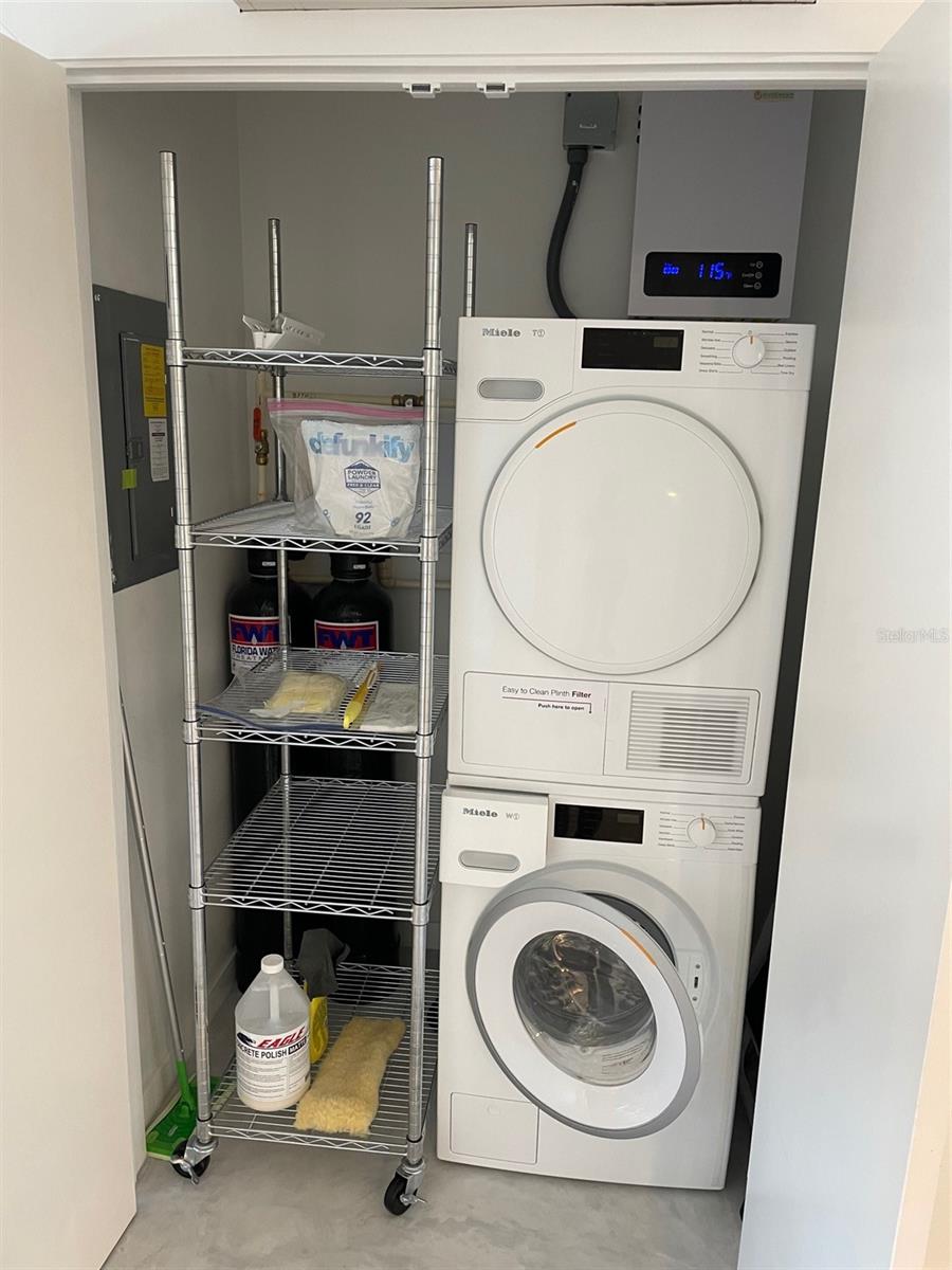 224 6TH AVE N #13, ST PETERSBURG, FL, 33701