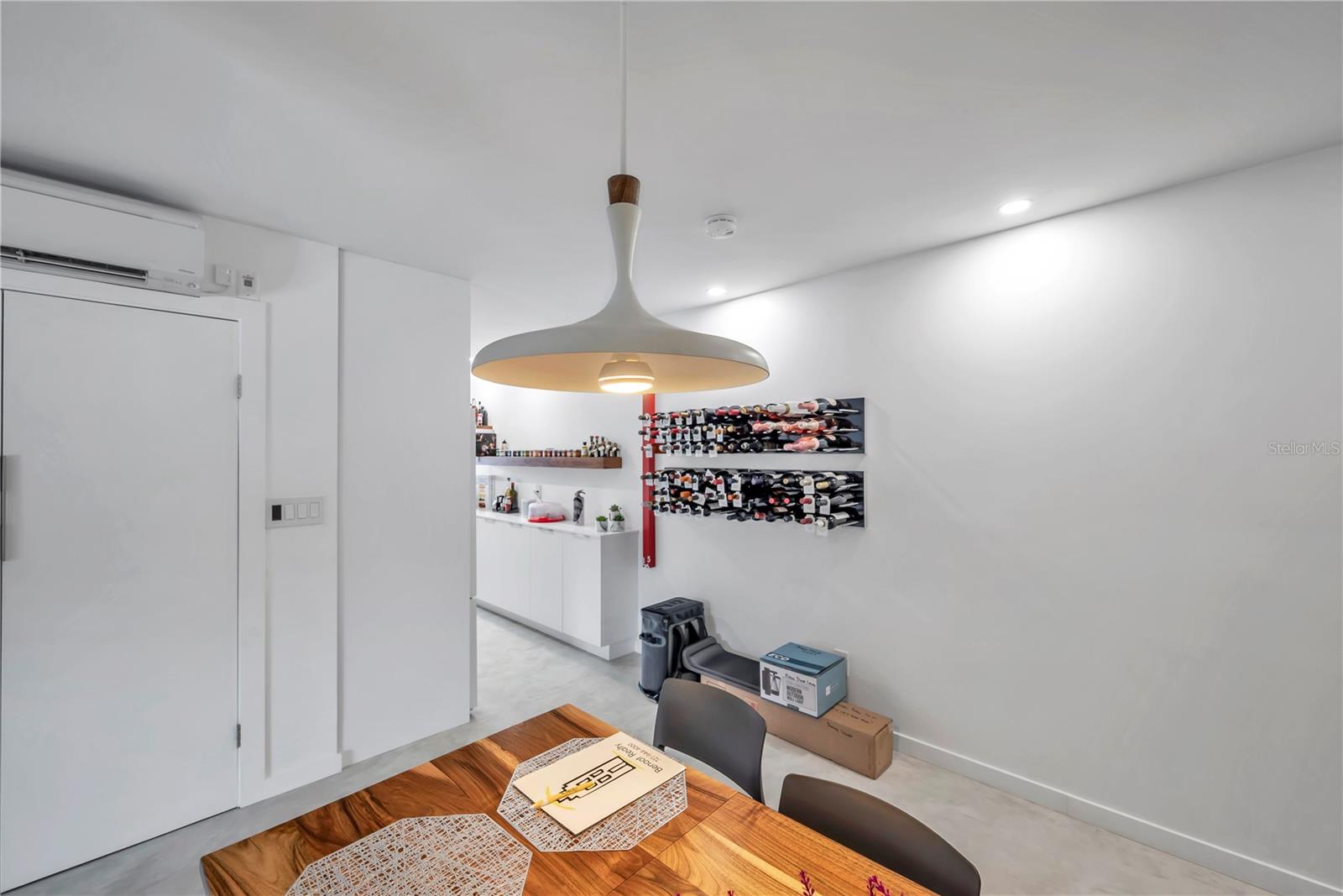 224 6TH AVE N #13, ST PETERSBURG, FL, 33701