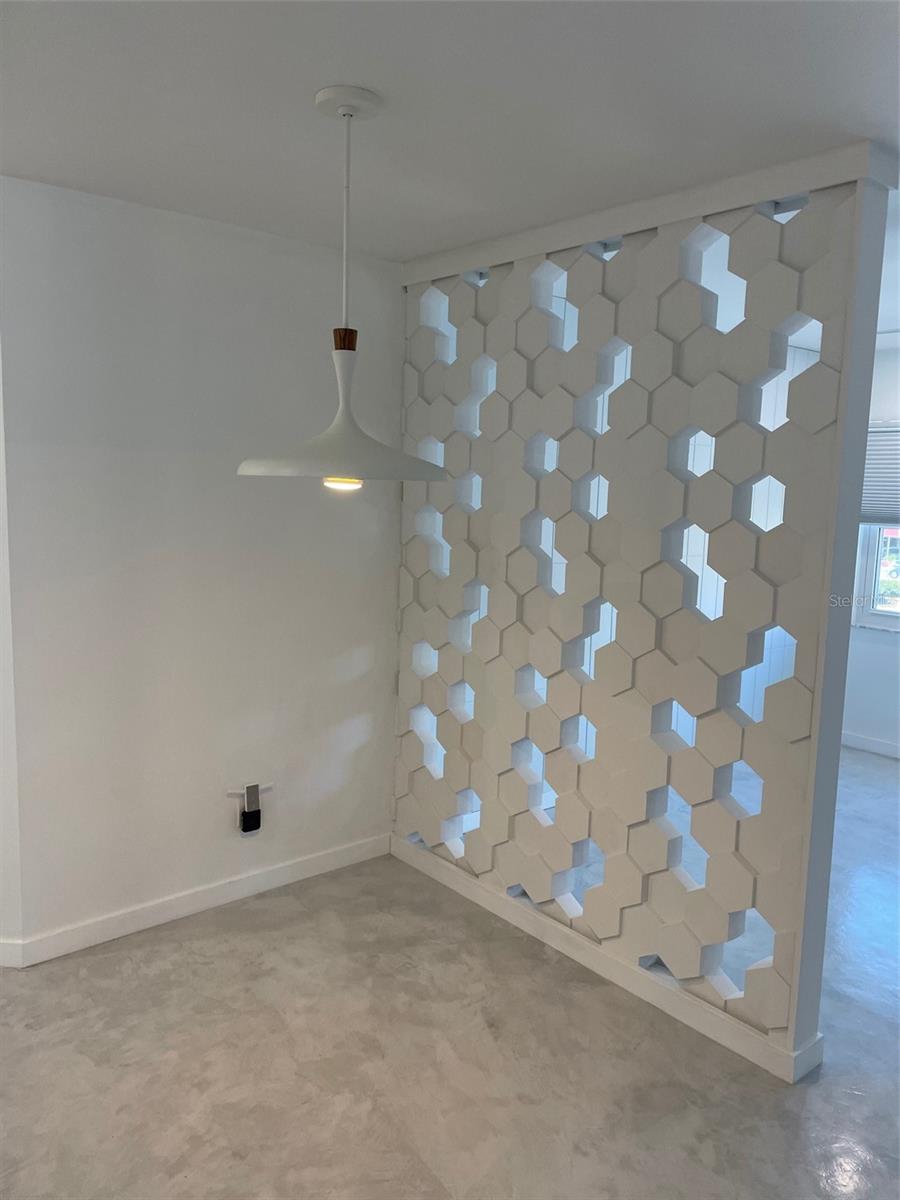 224 6TH AVE N #13, ST PETERSBURG, FL, 33701