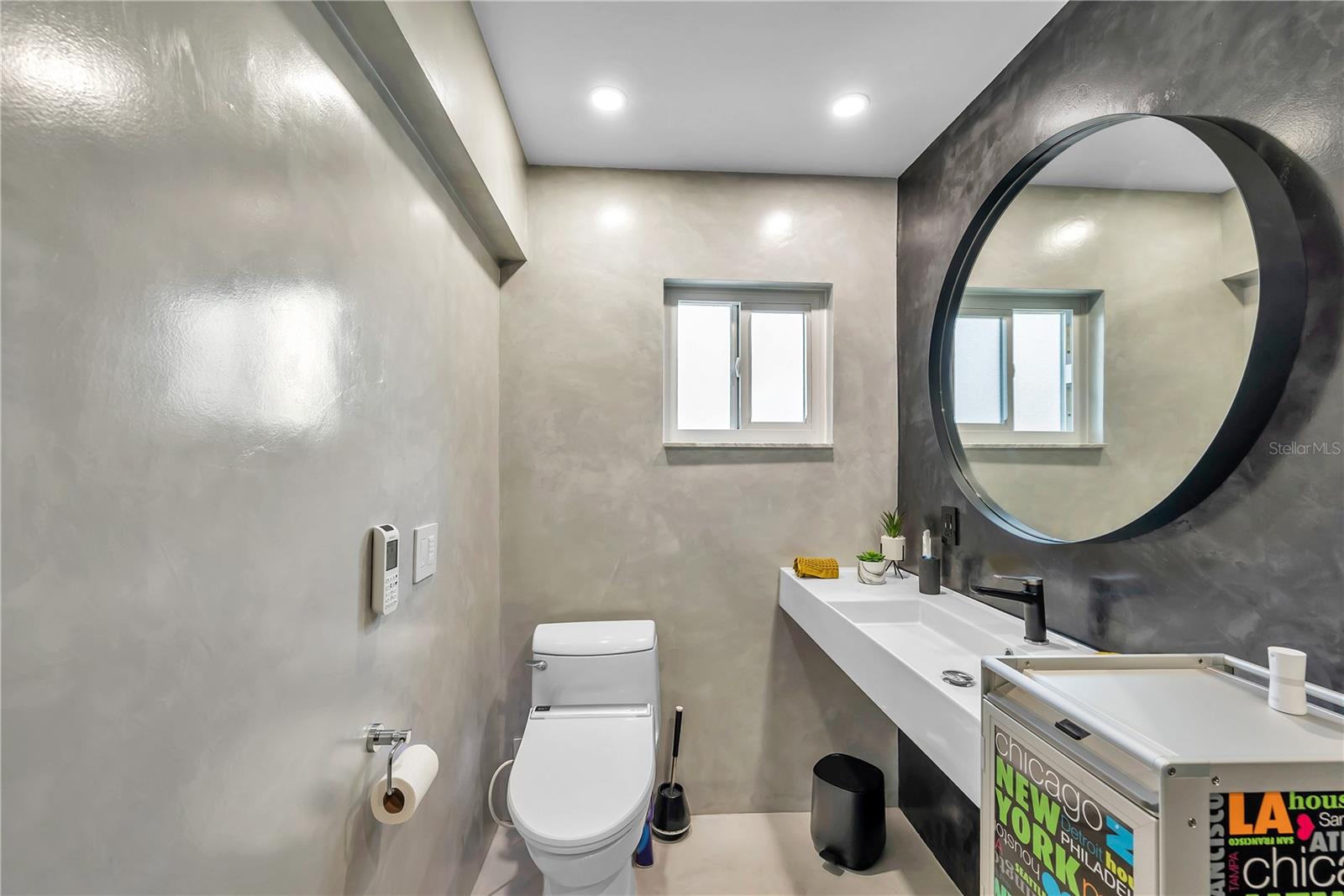 224 6TH AVE N #13, ST PETERSBURG, FL, 33701