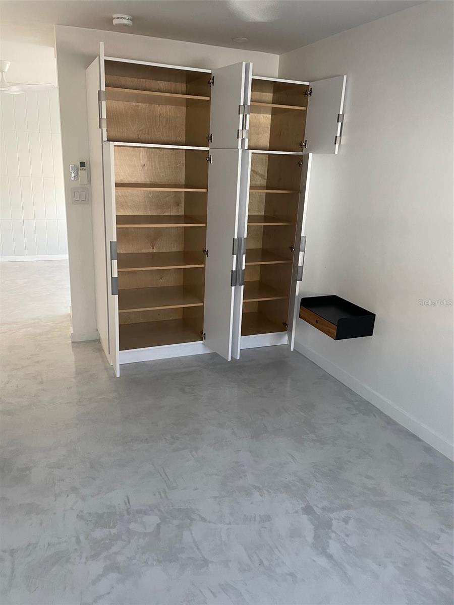 224 6TH AVE N #13, ST PETERSBURG, FL, 33701