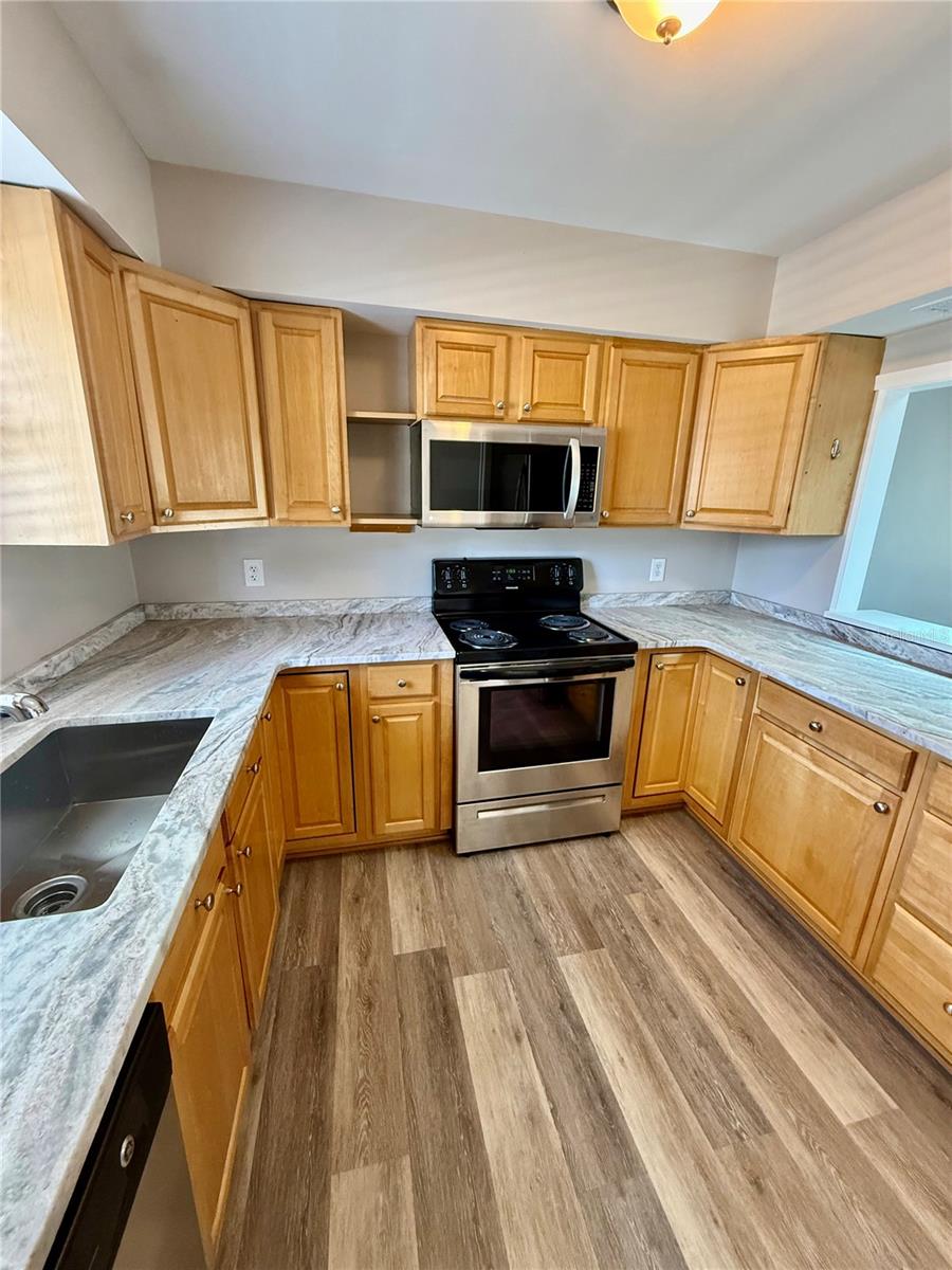 2403 ASPINWALL ST, SARASOTA, FL, 34237