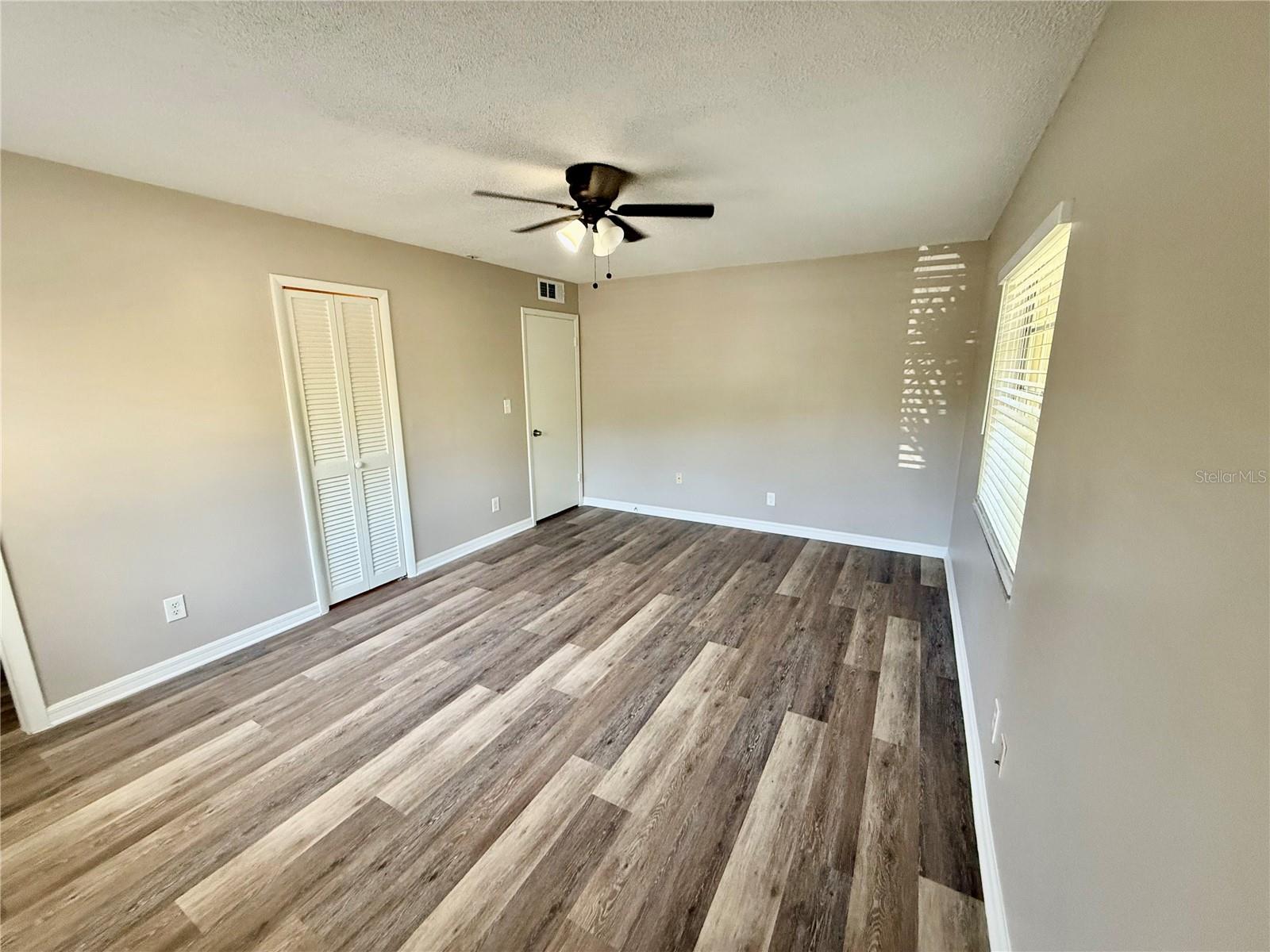 2403 ASPINWALL ST, SARASOTA, FL, 34237