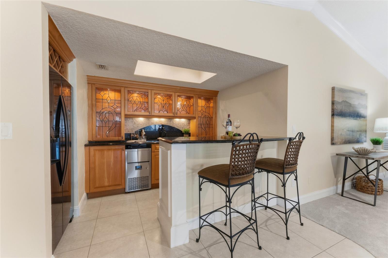 8701 TANTALLON CIR, TAMPA, FL, 33647