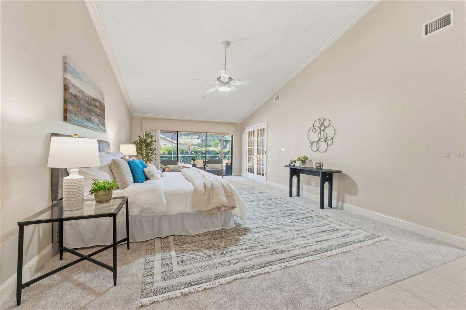 8701 TANTALLON CIR, TAMPA, FL, 33647