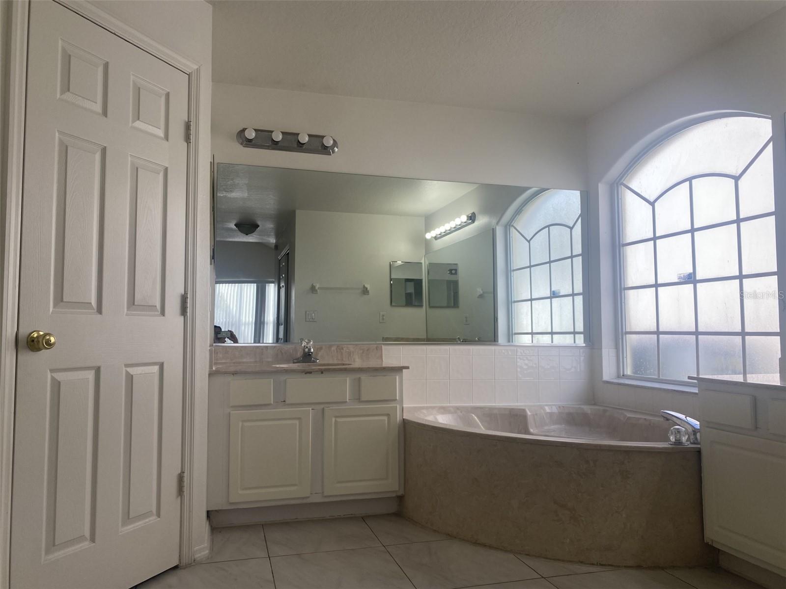 1611 CAPESTERRE DR, ORLANDO, FL, 32824