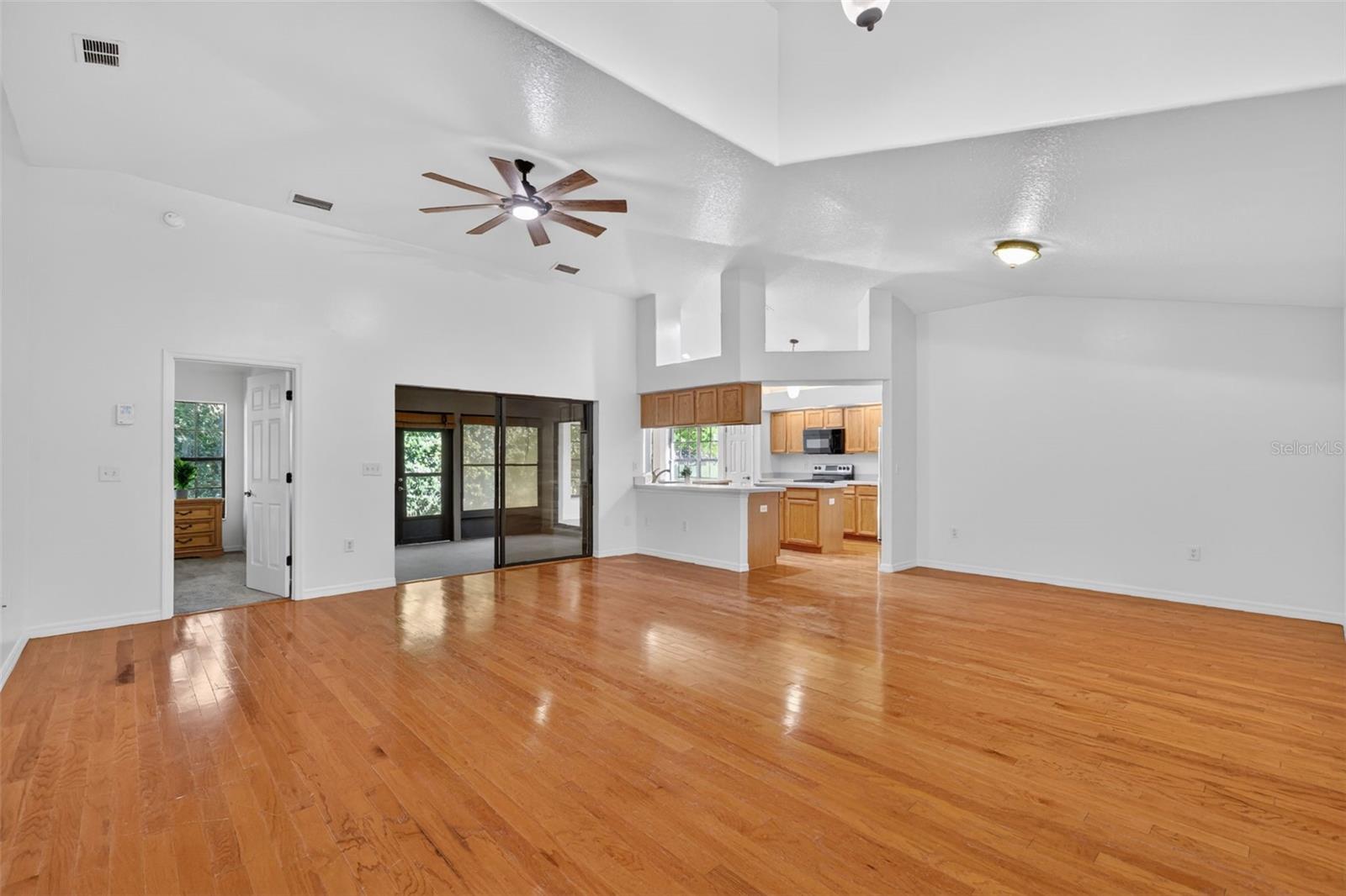 4943 TREASURE CAY RD, TAVARES, FL, 32778