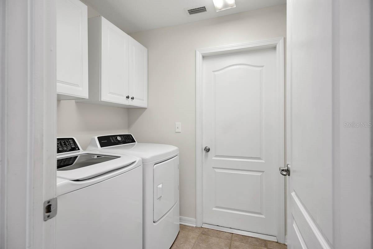 15715 PHOEBEPARK AVE, LITHIA, FL, 33547