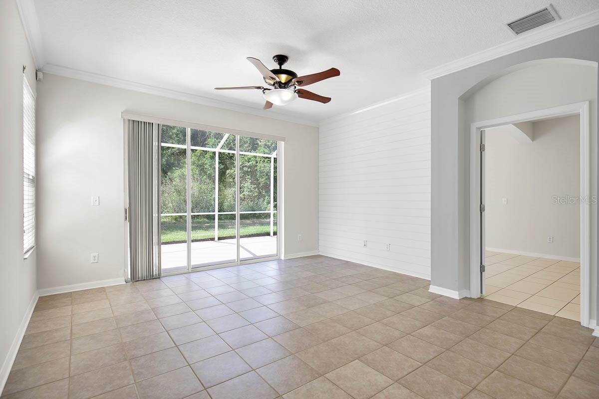 15715 PHOEBEPARK AVE, LITHIA, FL, 33547