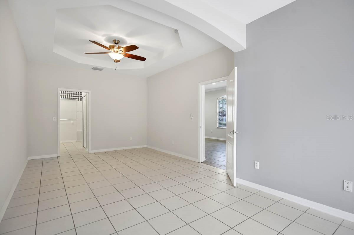 15715 PHOEBEPARK AVE, LITHIA, FL, 33547