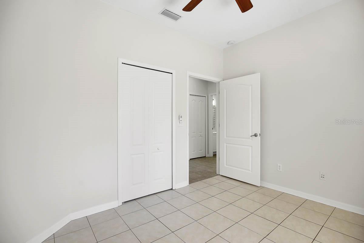 15715 PHOEBEPARK AVE, LITHIA, FL, 33547