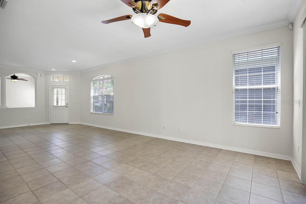 15715 PHOEBEPARK AVE, LITHIA, FL, 33547