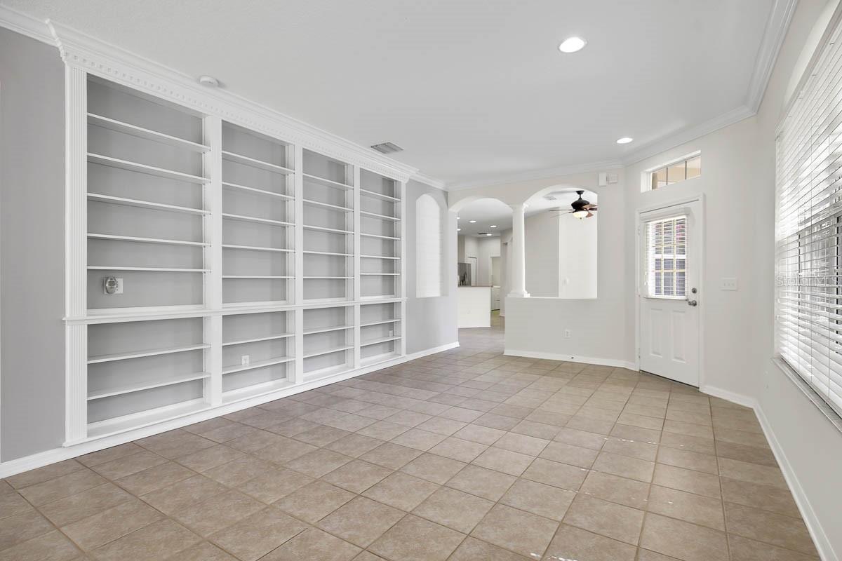 15715 PHOEBEPARK AVE, LITHIA, FL, 33547