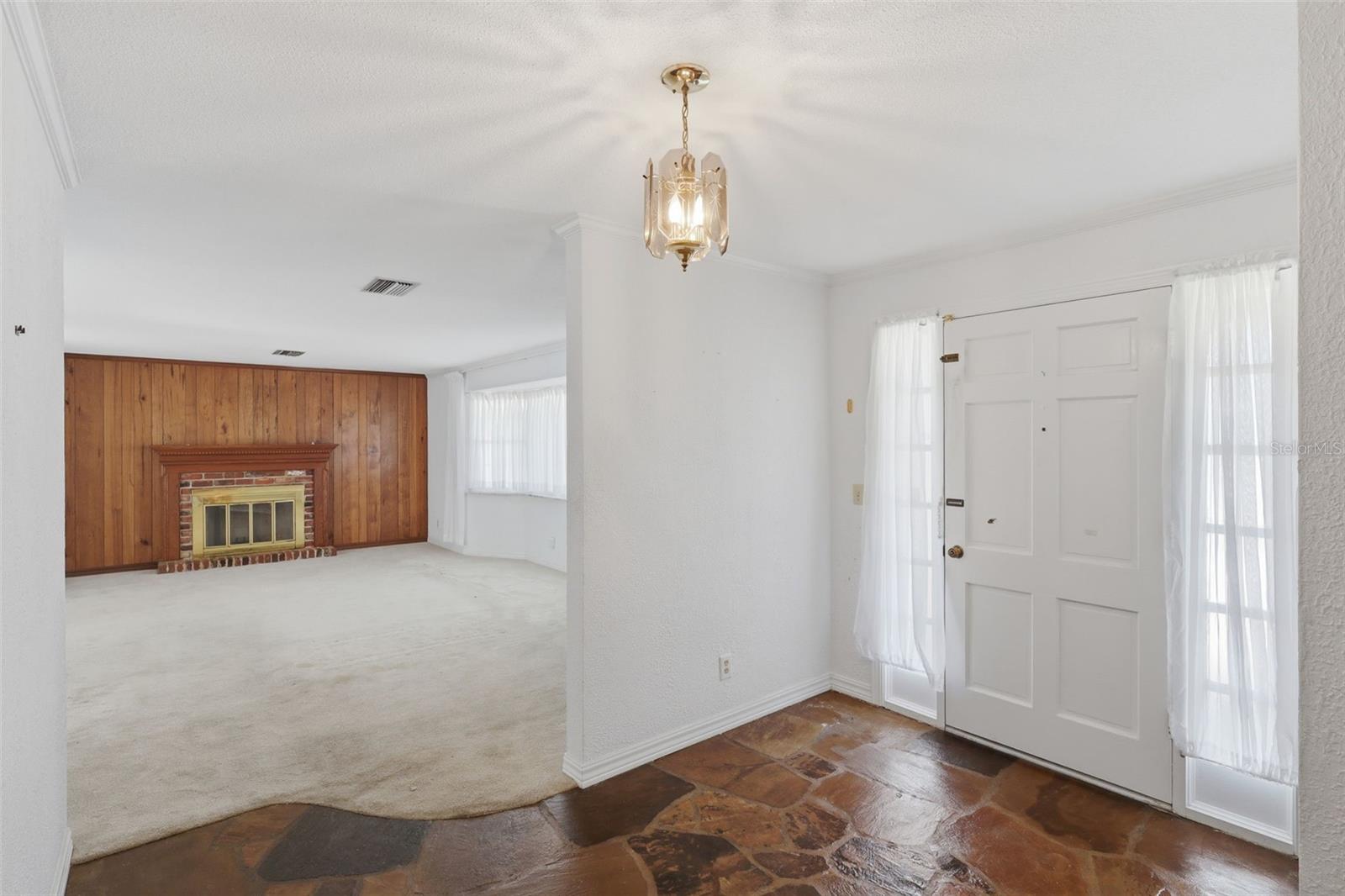 102 ANN RUSTIN DR, ORMOND BEACH, FL, 32176