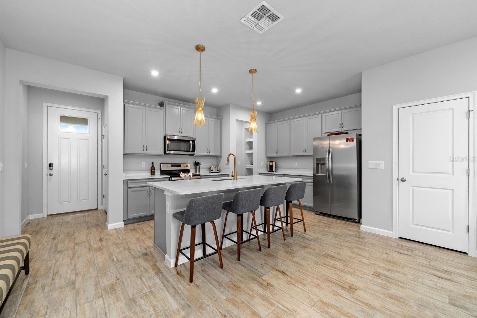 4236 CLOUD HOPPER WAY, LUTZ, FL, 33559