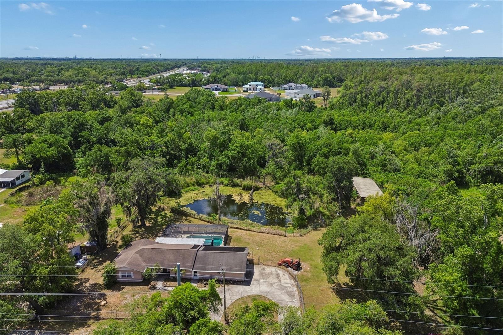 212 CRYSTAL LAKE RD, LUTZ, FL, 33548