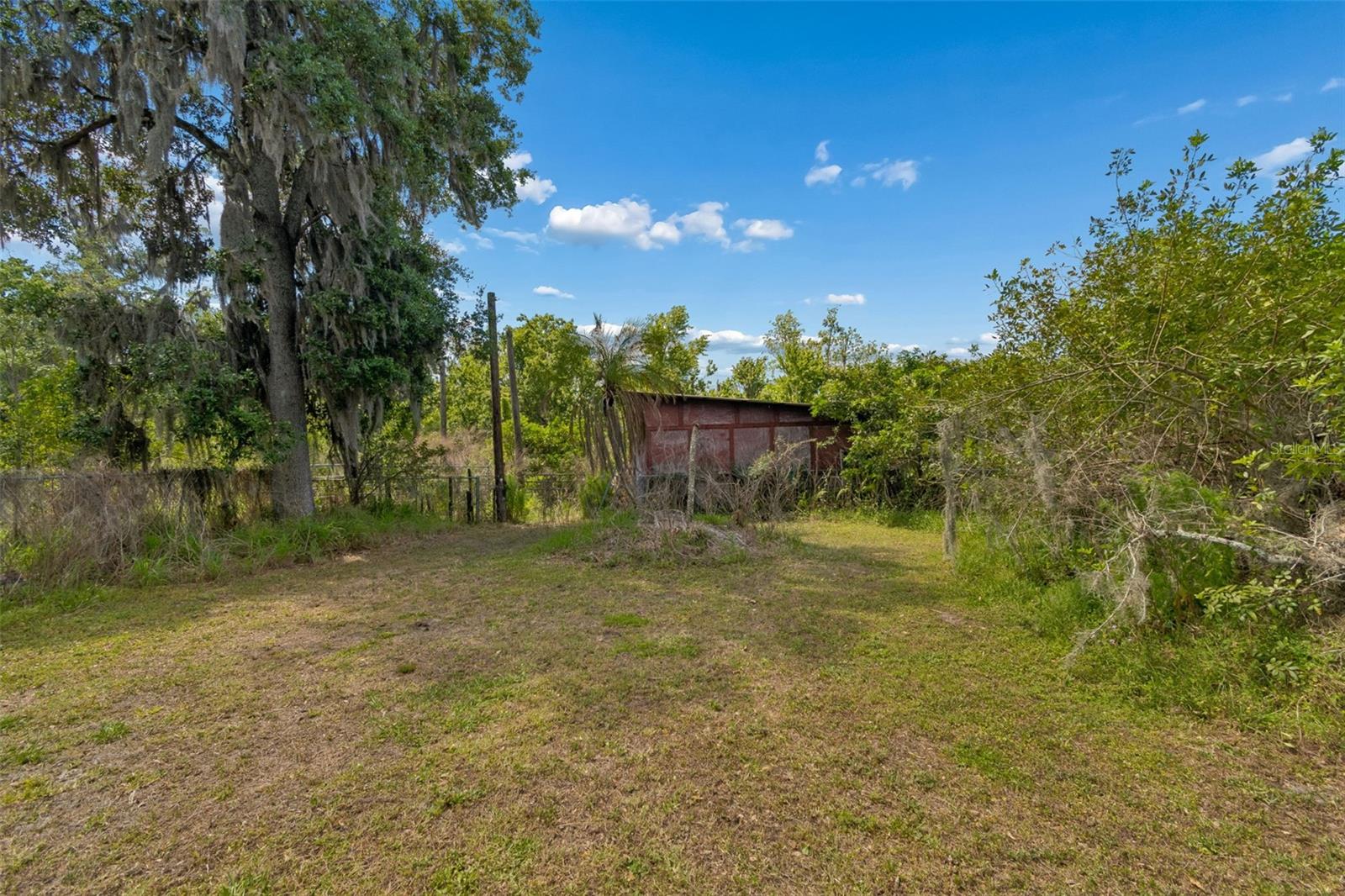 212 CRYSTAL LAKE RD, LUTZ, FL, 33548