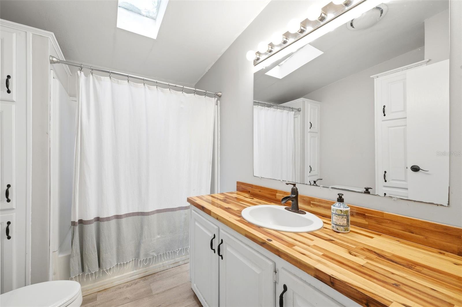 8606 BOYT RD, ZEPHYRHILLS, FL, 33540