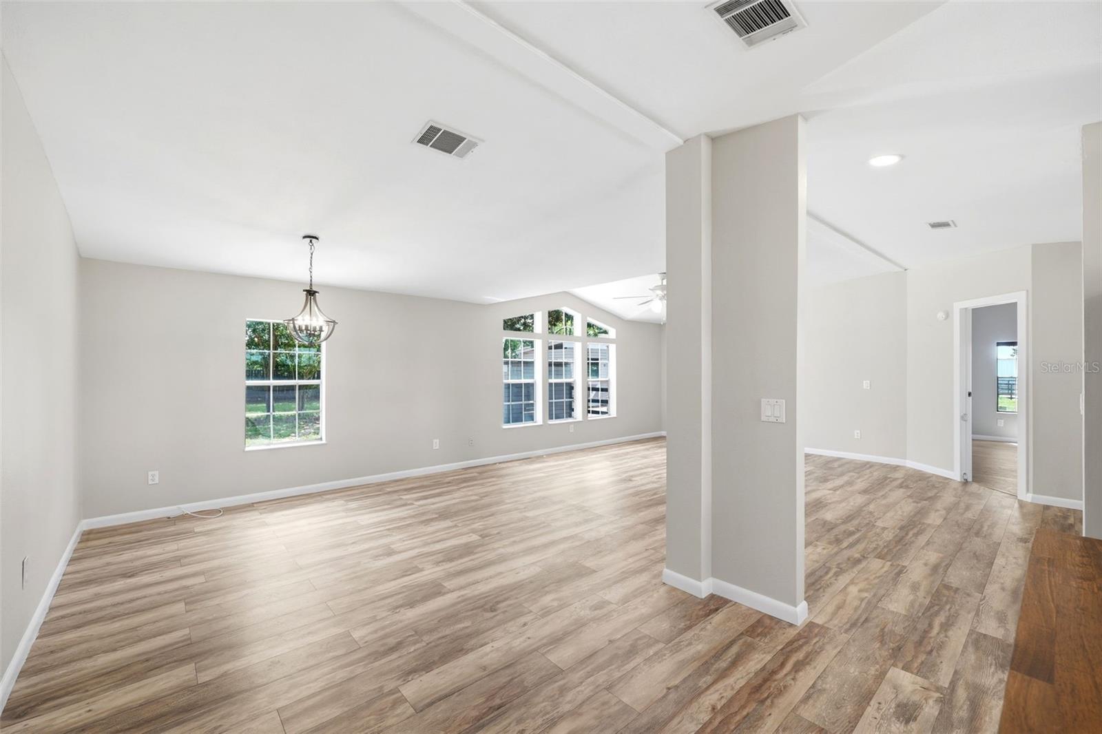 8606 BOYT RD, ZEPHYRHILLS, FL, 33540