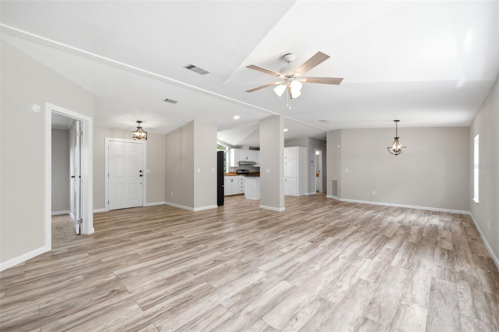 8606 BOYT RD, ZEPHYRHILLS, FL, 33540