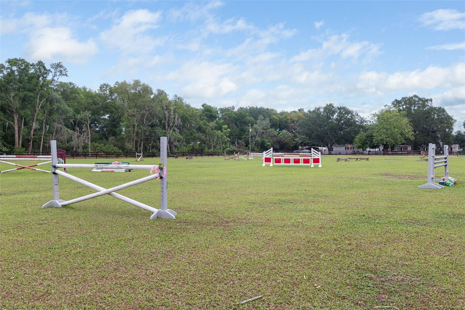 8606 BOYT RD, ZEPHYRHILLS, FL, 33540