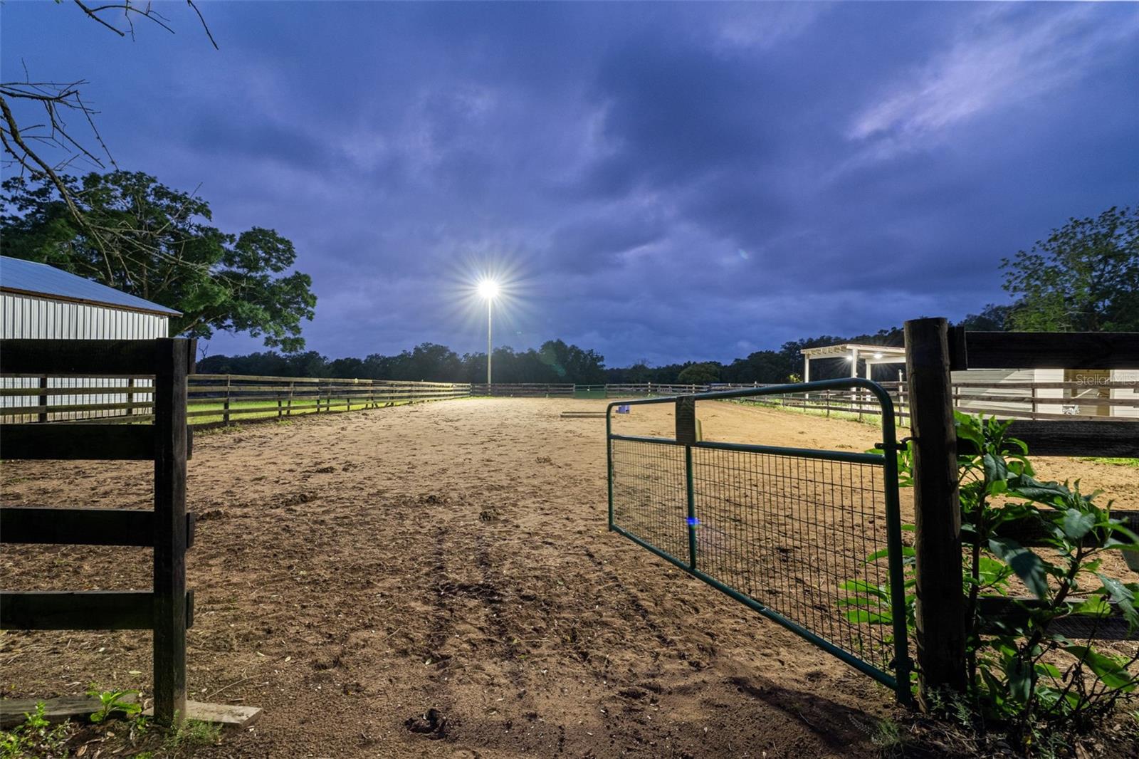 8606 BOYT RD, ZEPHYRHILLS, FL, 33540