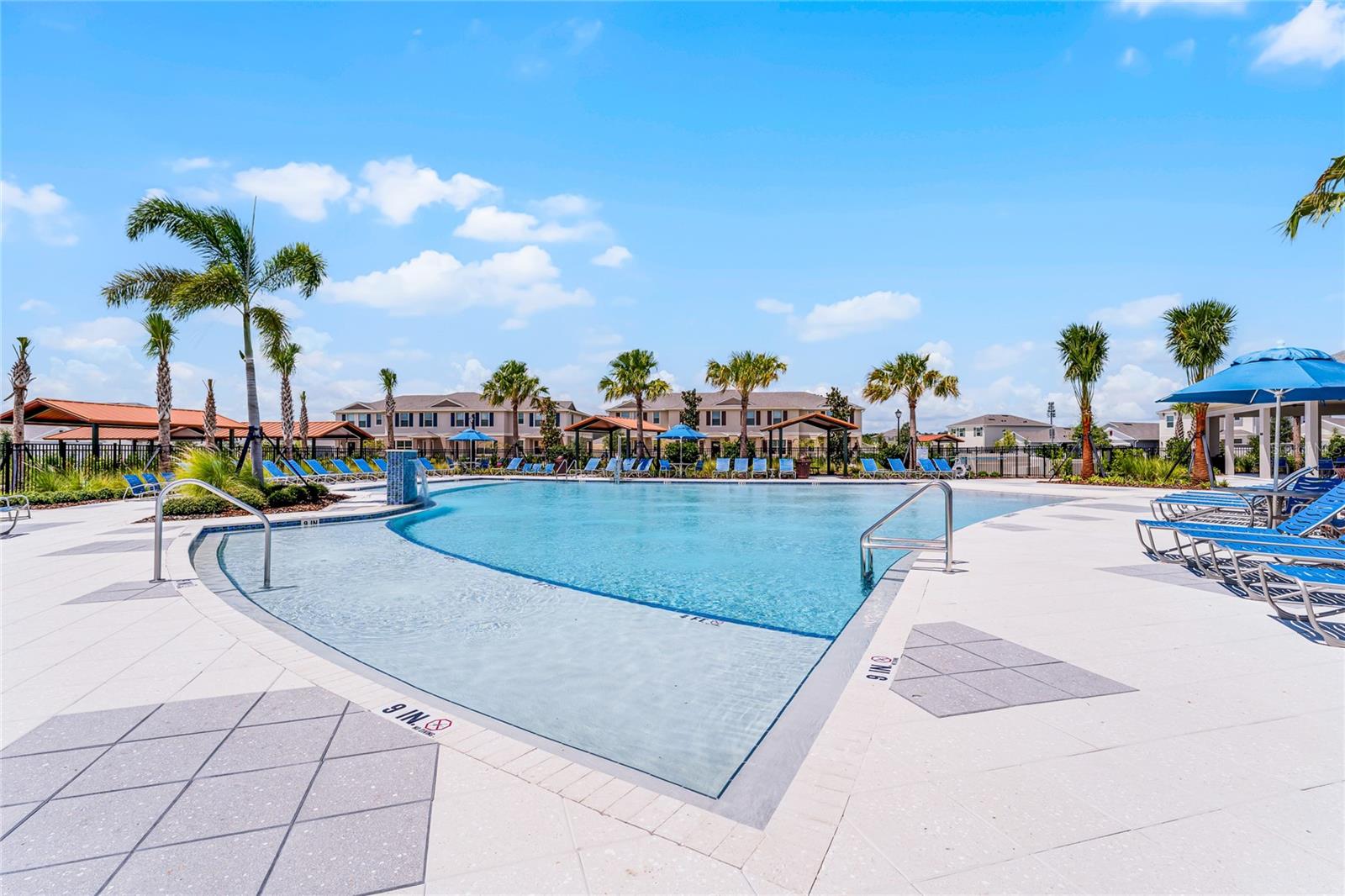 2057 WALNUT CREEK DR, KISSIMMEE, FL, 34744