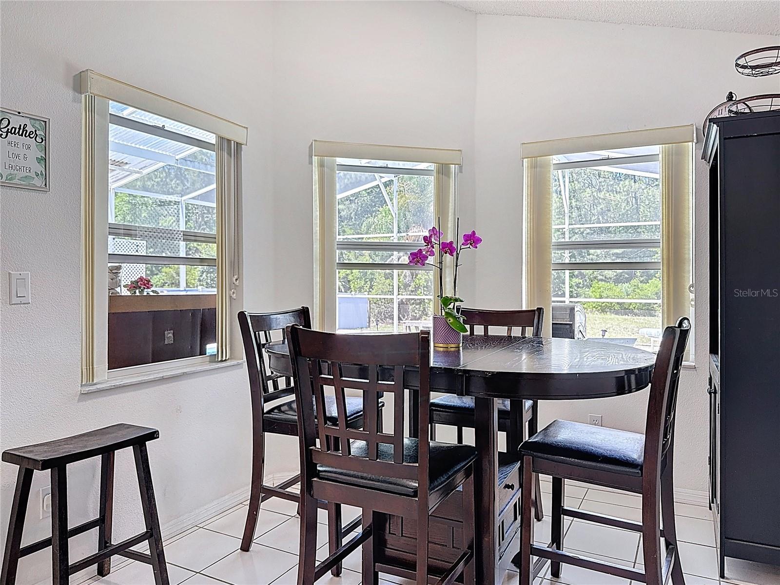 566 MONTANA AVE, DAVENPORT, FL, 33897