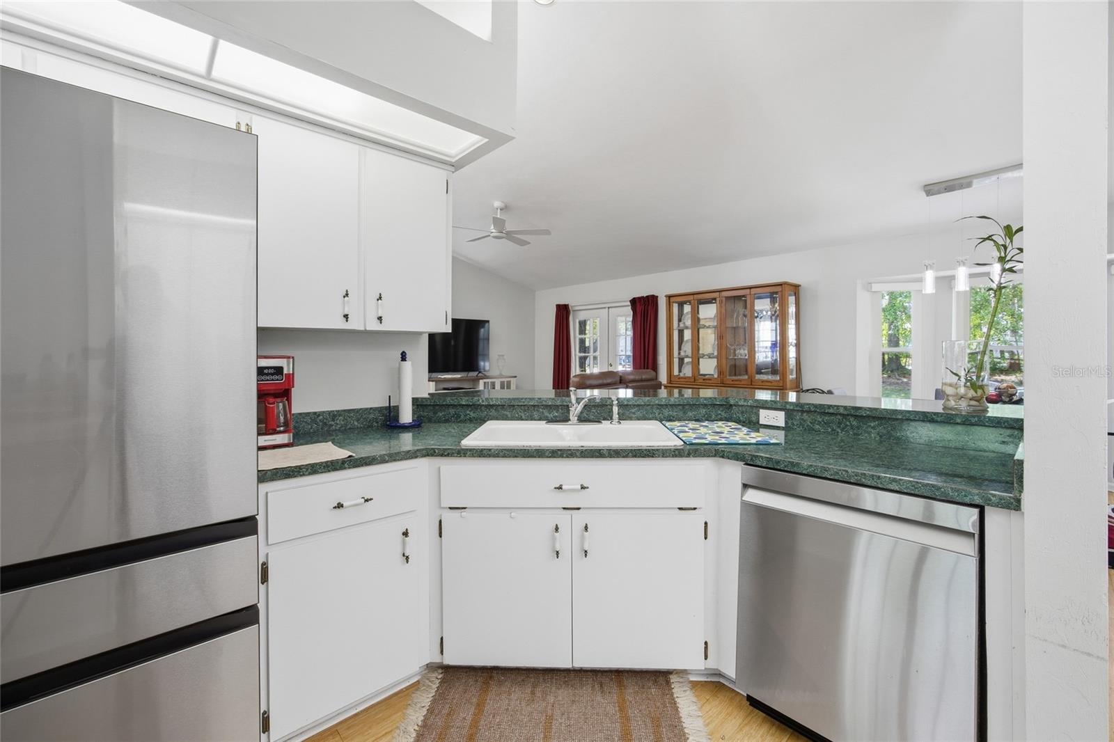 1106 NW 101ST DR, GAINESVILLE, FL, 32606