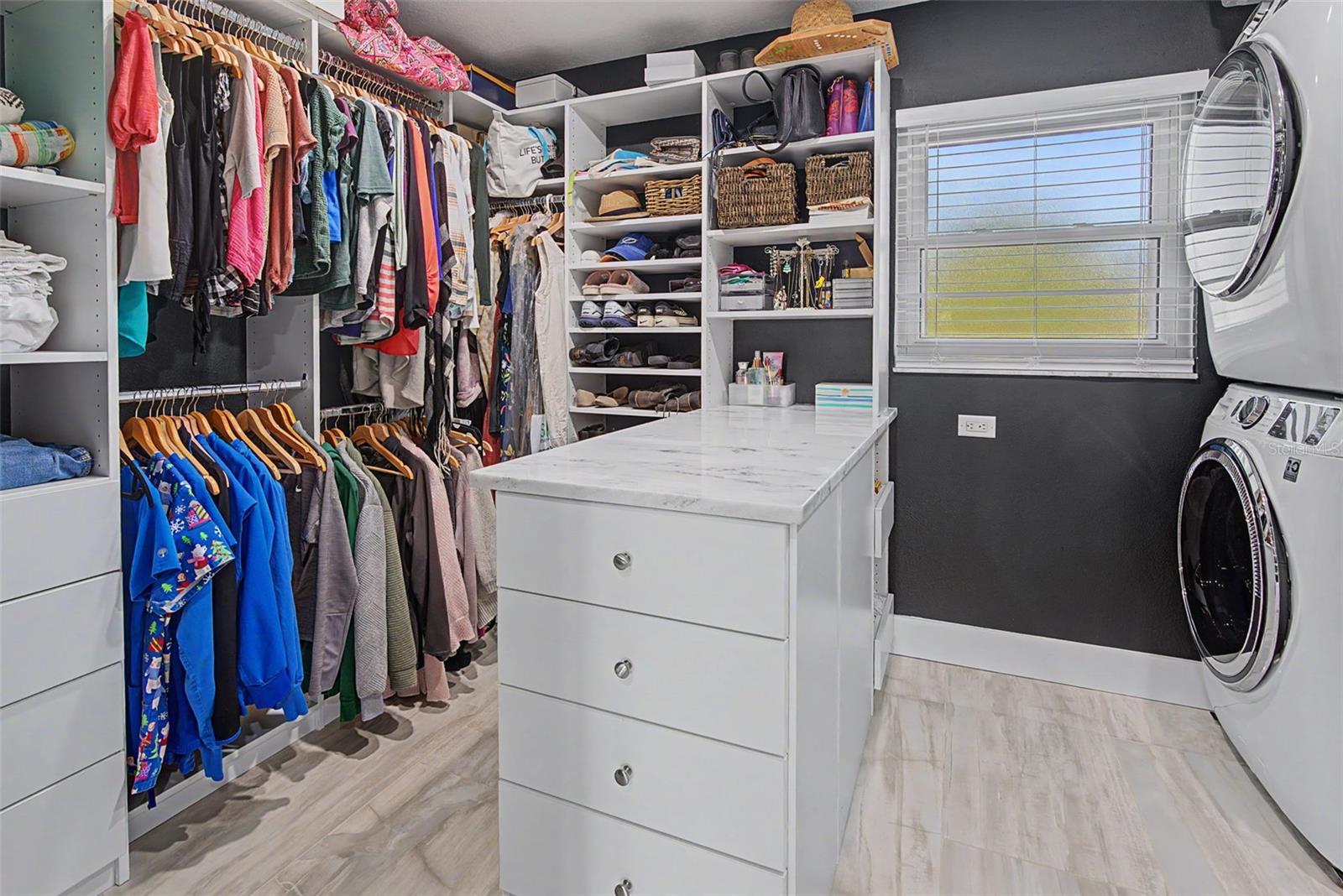 910 EAGLE LN, APOLLO BEACH, FL, 33572