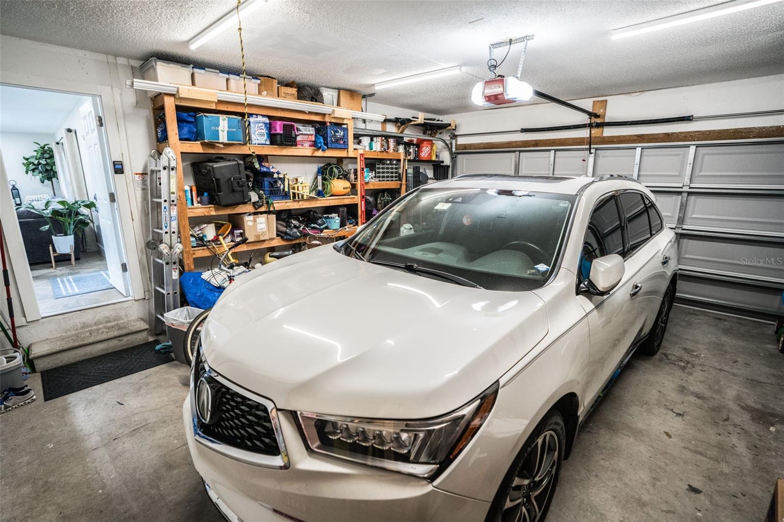 910 EAGLE LN, APOLLO BEACH, FL, 33572